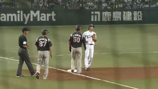 ７回表４清田ヒット満塁 (2)