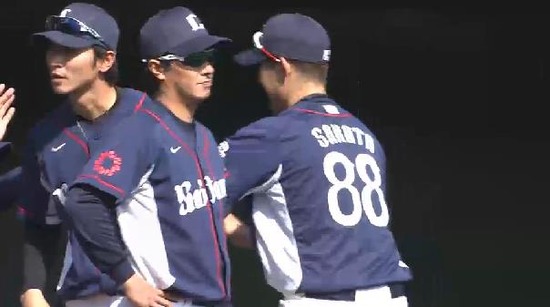 ４回裏１坂田ファインプレー