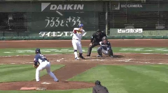３回表４平野ヒット糸井タイムリー２ベース (3)