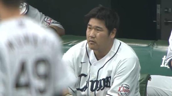 ４回裏４おかわり満塁弾 (4)