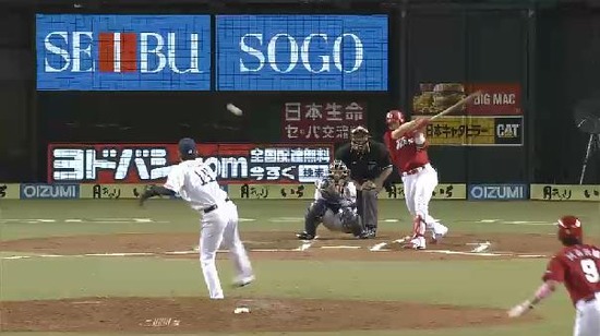 10回表2鈴木ヒットノーアウト1塁3塁 (4)