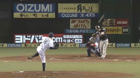 ４回表１クルーズ特大HR (4)