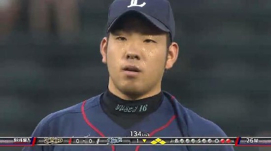 １回裏４竹原フォアボール満塁 (2)