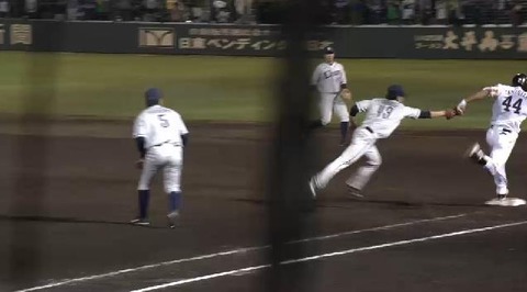 ９回裏柳田ファーストゴロを山崎エラー (2)