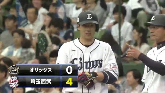 4回裏3炭谷タイムリー (1)