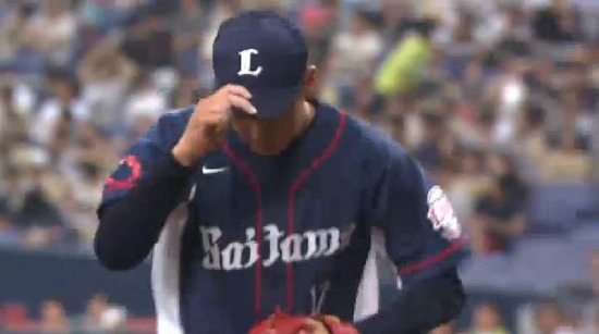 ４回裏３ヘルマン三振フォーク連続 (1)