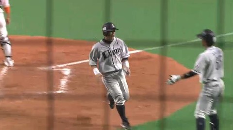 ５回表４メヒア四球秋山フェン直タイムリー (1)