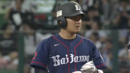 ７回裏１先頭森２ベース (1)
