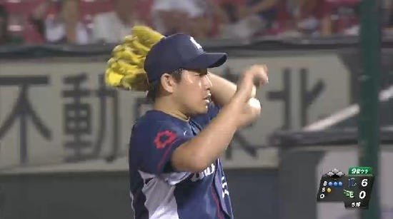 ９回裏２ペーニャデッドボール (2)