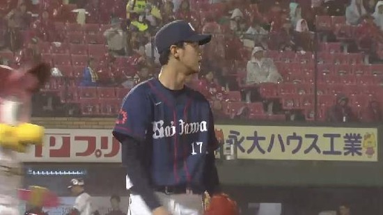 3回裏2打者3人外野フライ無失点 (3)