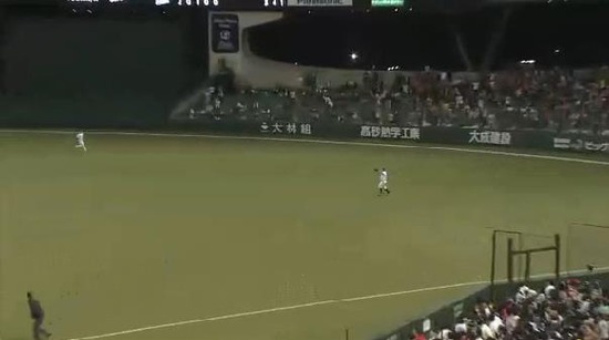 ６回表２松田タイムリー (3)