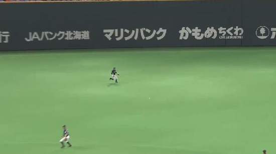 ６回裏３中島タイムリー (2)