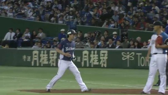 3回表1渡辺ヒット