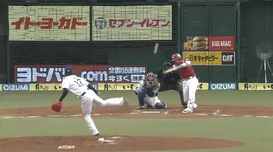 ３回表１先頭福田２ベース (2)