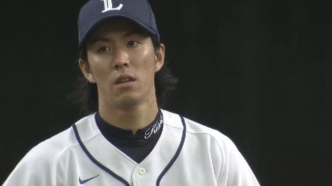 7回表3バレンティン2ラン (4)