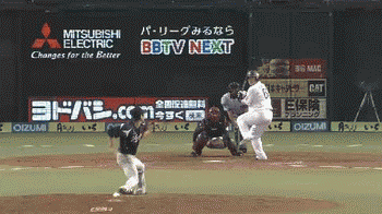 ３回裏４中村タイムリー２ベース (1)