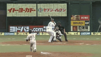 ５回裏３バント２塁秋山タイムリー (1)