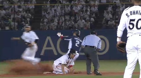 ８回表３金子盗塁