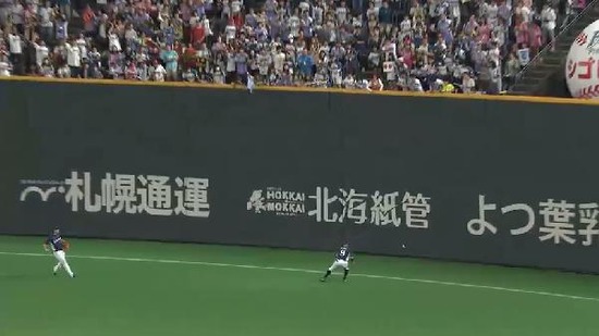 １回裏３中田タイムリー２ベース (2)