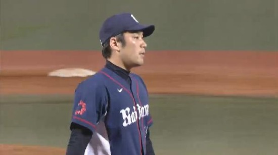 ７回裏６山崎セーフティスクイズ増田ホームアウト (3)