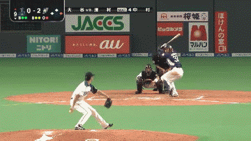 ９回表３浅村タイムリー３ベース浅間後逸 (1)