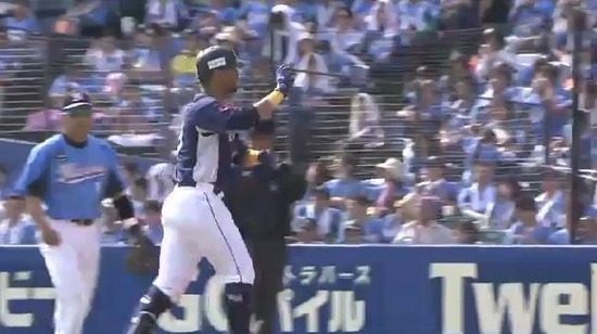 ３回表１メヒア久々のヒット (2)