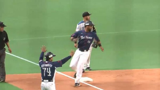 4回表2森2ベース2塁3塁 (3)