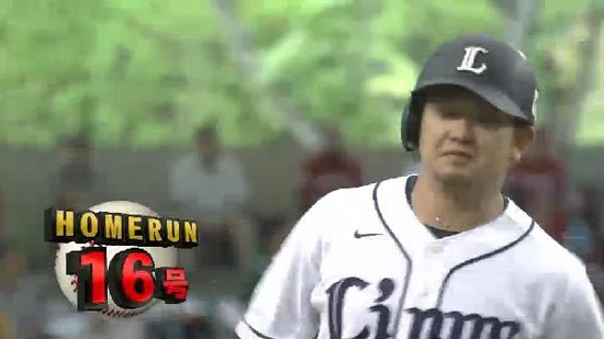 2回裏1森カーブを掬い上げてHR (2)