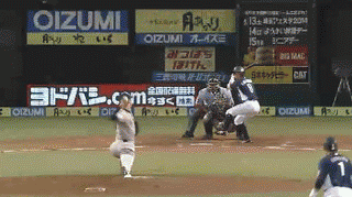 2回裏2栗山2塁渡辺タイムリー3ベース (1)