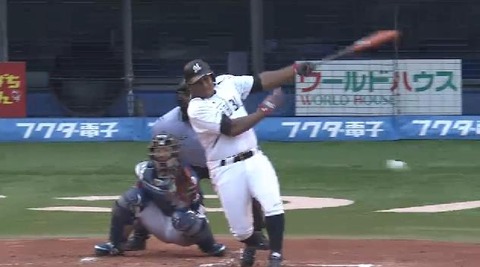 １回裏１デスパイネタイムリー (2)