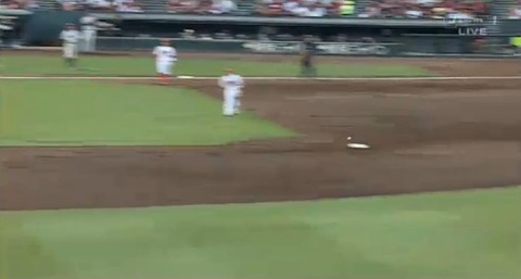 ４回表２脇谷バント、栗山タイムリーヒット (1)