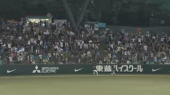 8回裏1先頭金子2ベース (3)