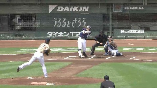 １回表１秋山フォアボール栗山ヒット (3)