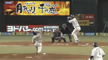 ６回裏３メヒア大飛球