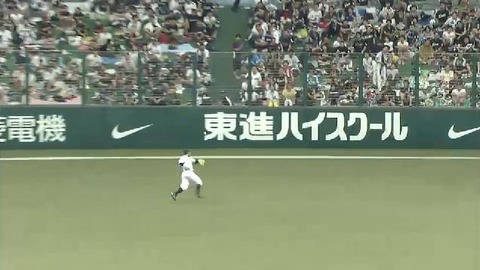 ６回表３森野タイムリーツーベース (1)