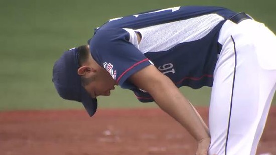 ７回裏３糸井２ラン (2)