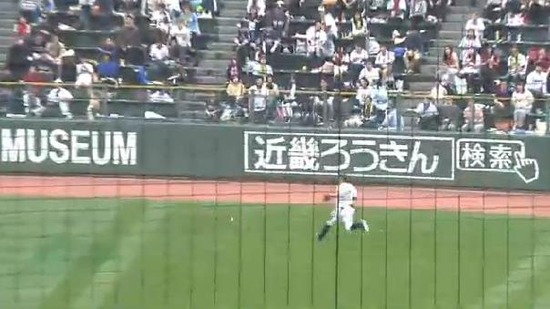 4回表1先頭メヒア2ベース (2)