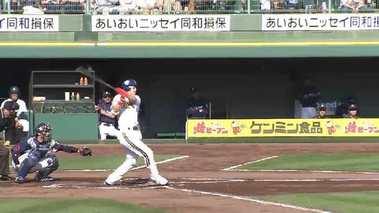 ６回裏１坂口HR (4)