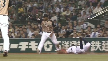 3回裏１梅田ヘッスラ (1)