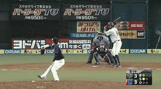 ５回裏１メヒア勝ち越しHR (1)