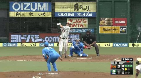 3回表1柳田タイムリー2ベース (1)