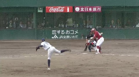 ８回裏１ジョーンズ見逃し三振