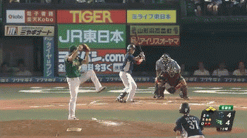６回表６脇谷２点タイムリー (1)