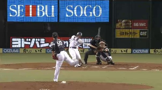 1回裏６森犠牲フライ (3)