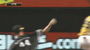 ５回裏１秋山HR (1)