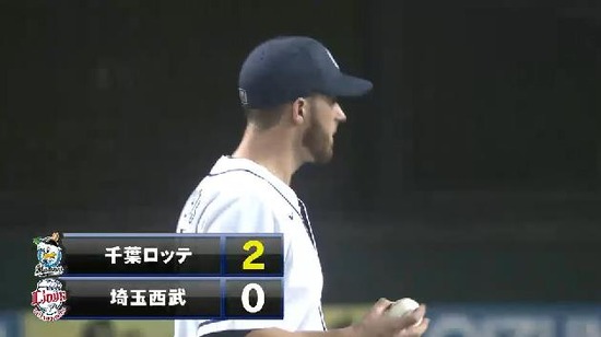 ２回表２浅村タイムリーエラー (2)