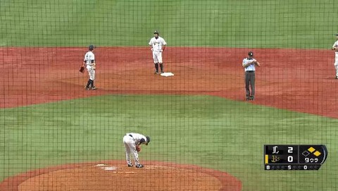 ９回裏３二者連続フォアボール (2)