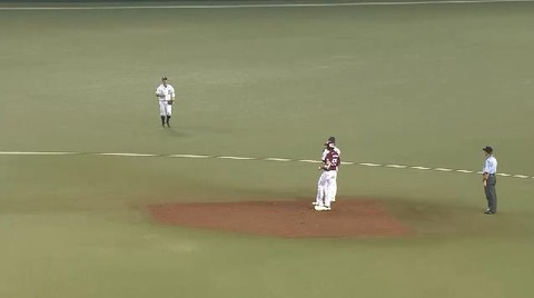 5回表1先頭西田2ベース (2)