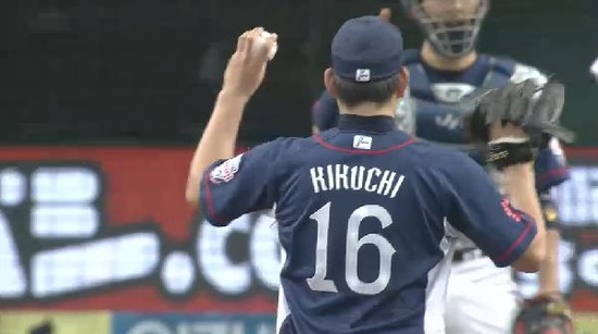 ４回表２今江内野ゴロ生還 (3)