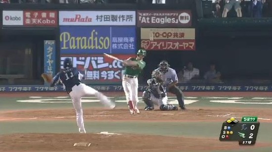 ５回裏２聖沢２点タイムリー (1)